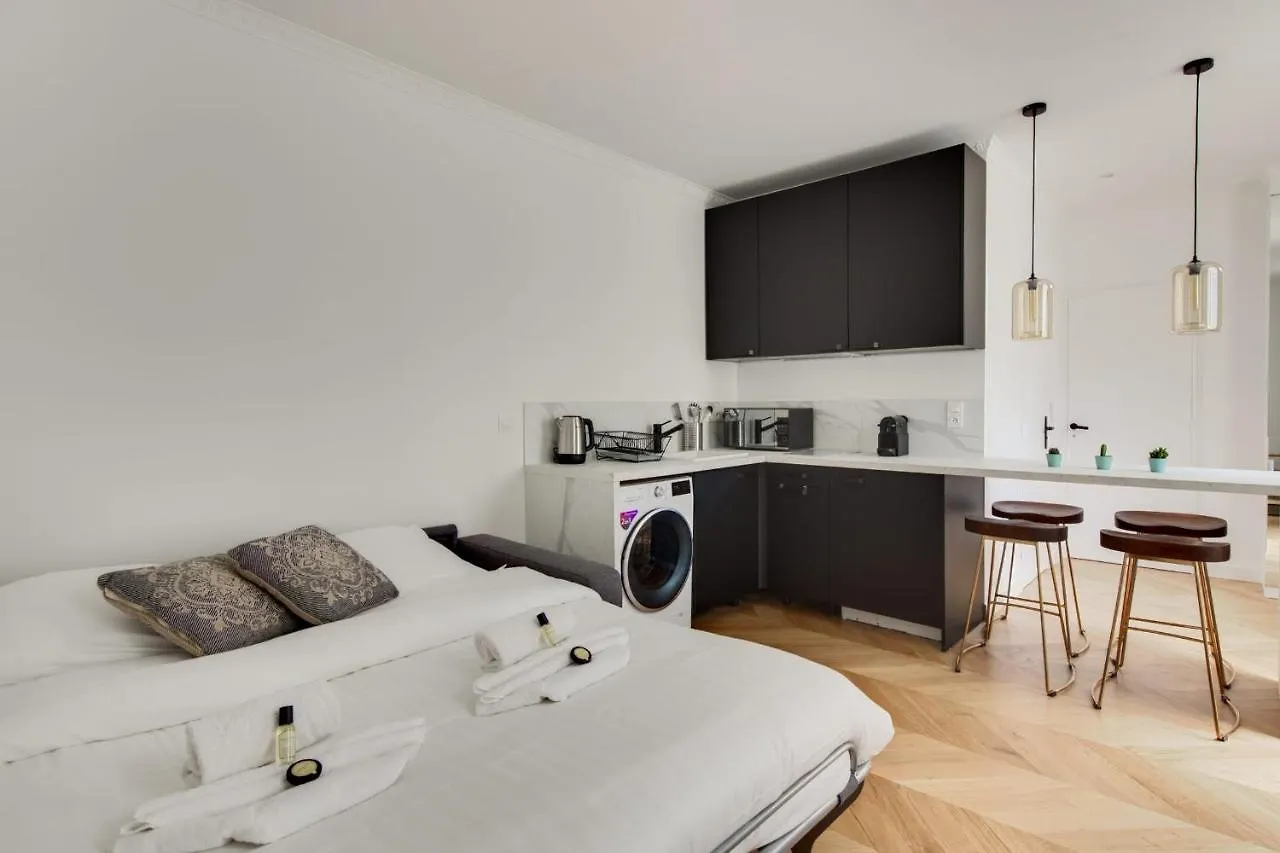 Guestready - Modern Flat Near Saint-Germain-Des-Pres Netflix Apartment Paris