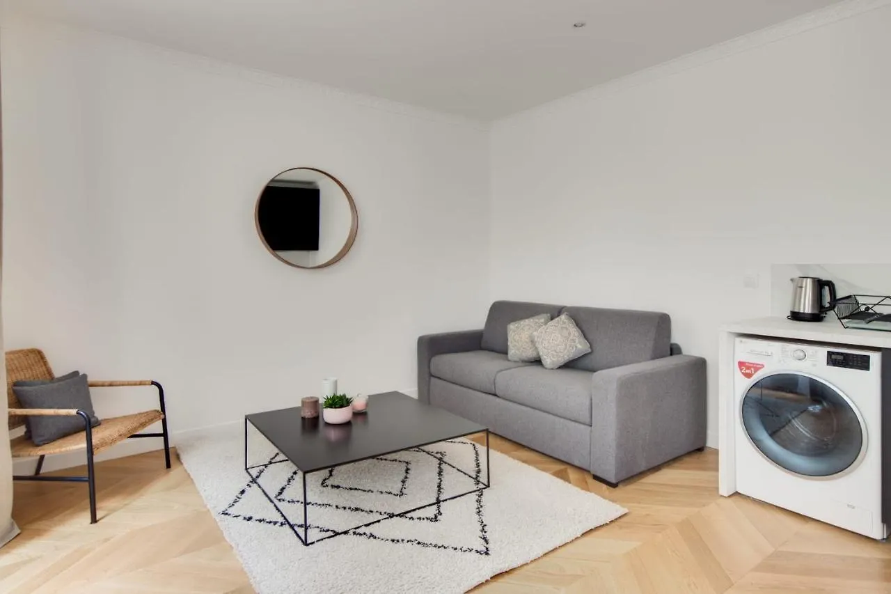 Guestready - Modern Flat Near Saint-Germain-Des-Pres Netflix Apartment Paris