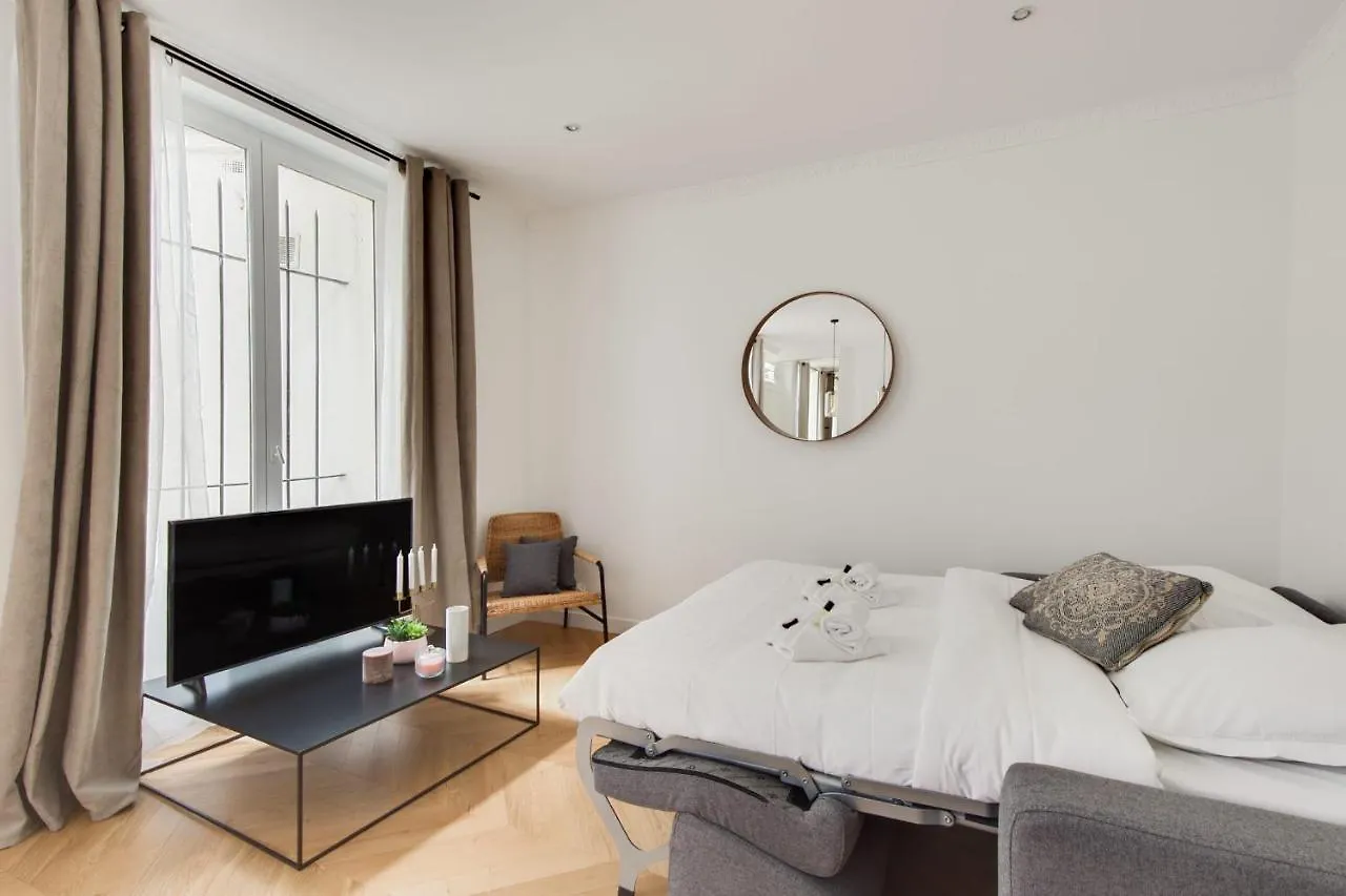 Guestready - Modern Flat Near Saint-Germain-Des-Pres Netflix Apartment Paris
