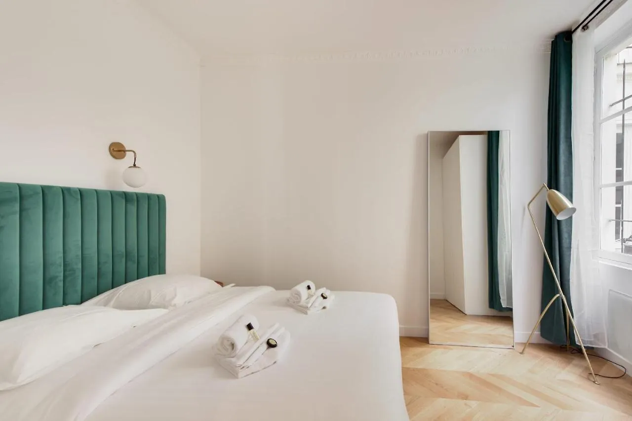 Guestready - Modern Flat Near Saint-Germain-Des-Pres Netflix contacts