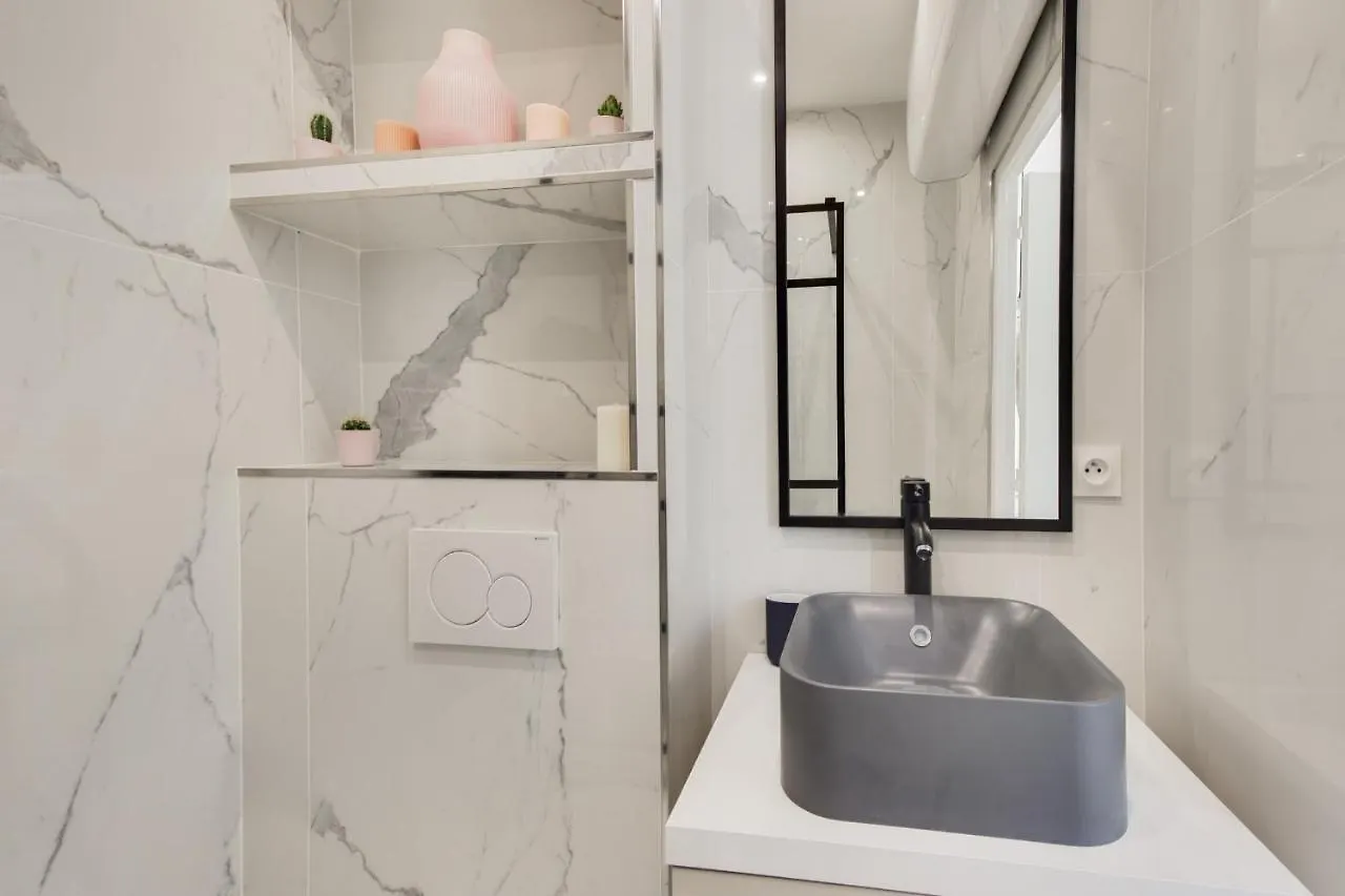 Guestready - Modern Flat Near Saint-Germain-Des-Pres Netflix Apartment Paris